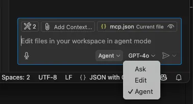 GitHub Copilot Chatでモードを切り替えている。Ask/Edit/Agentの選択肢があり、Agentが選択されている